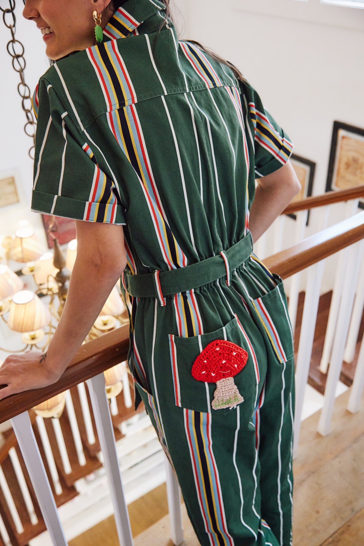 Macacão Conto Listras - verde militar