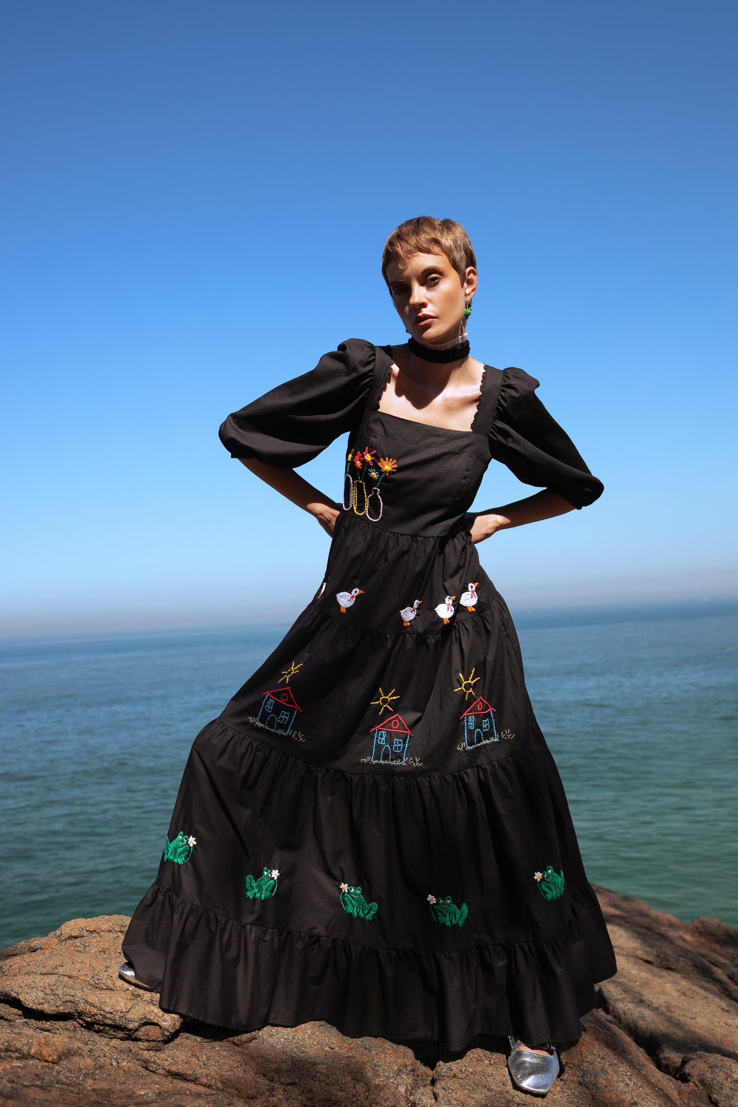 Vestido Amanda Nostalgia com manga - preto