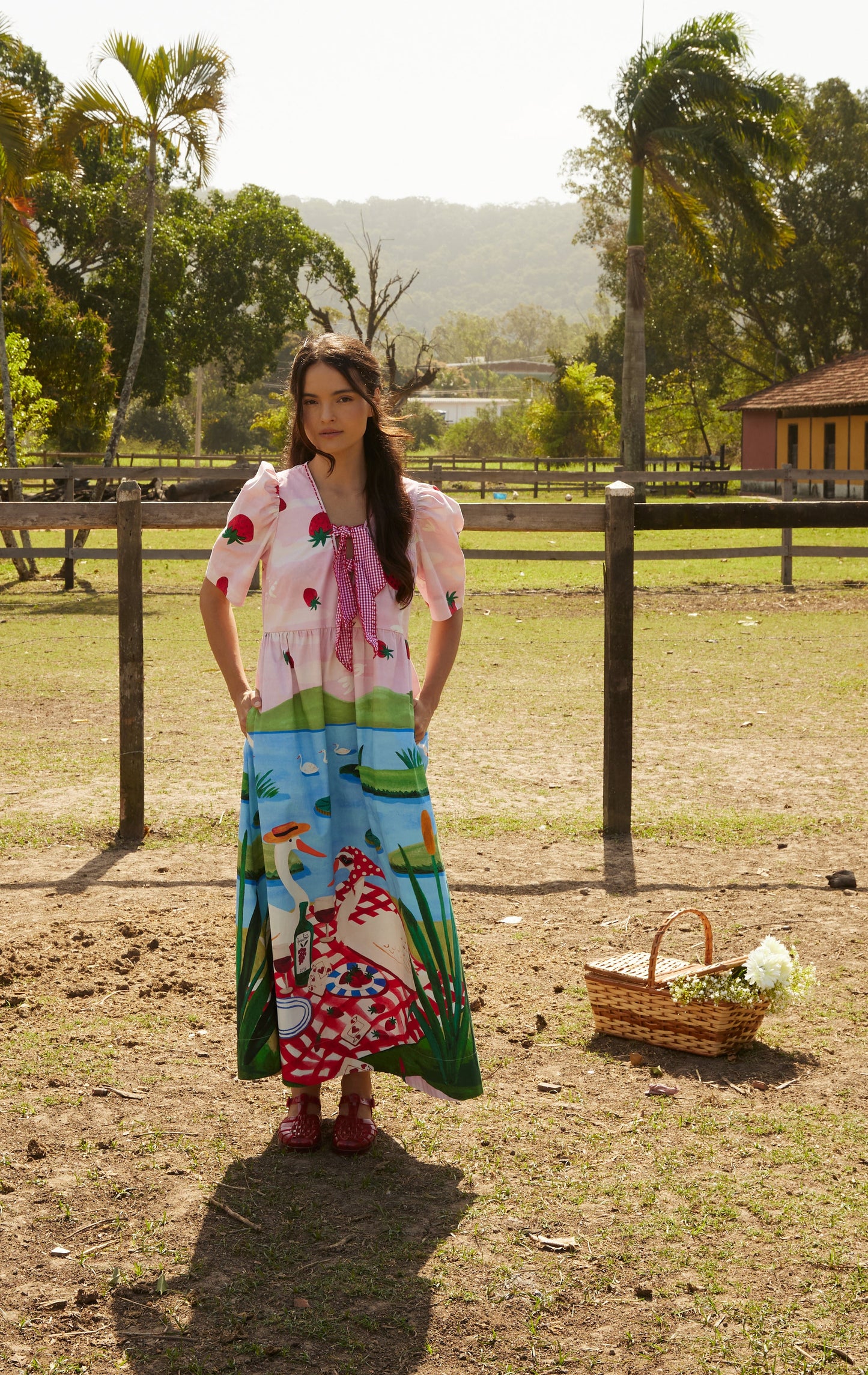 Vestido Bruna Morangos - rosa