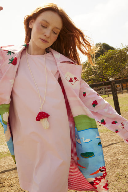 Trench Coat Picnic - rosa