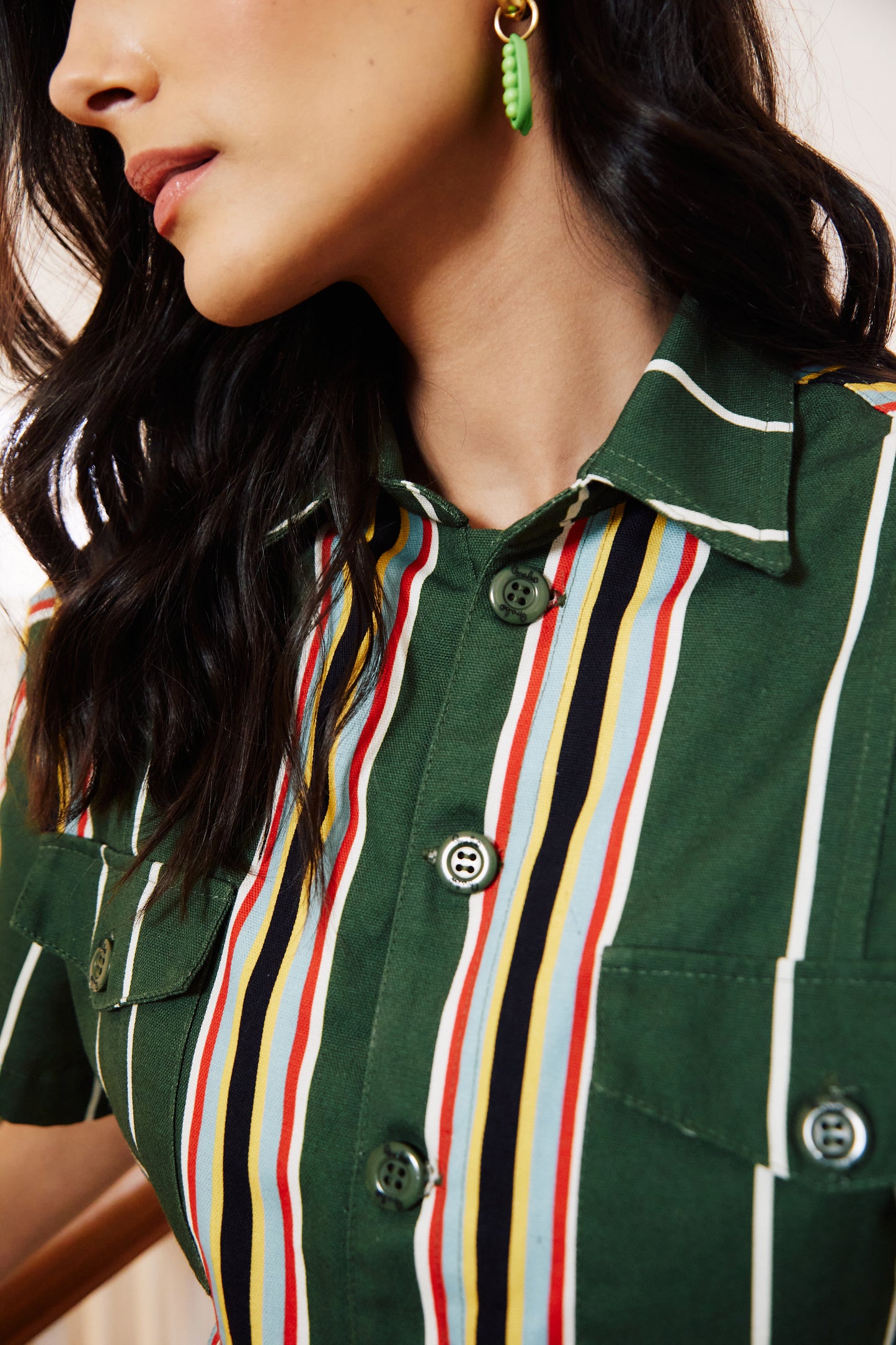 Macacão Conto Listras - verde militar