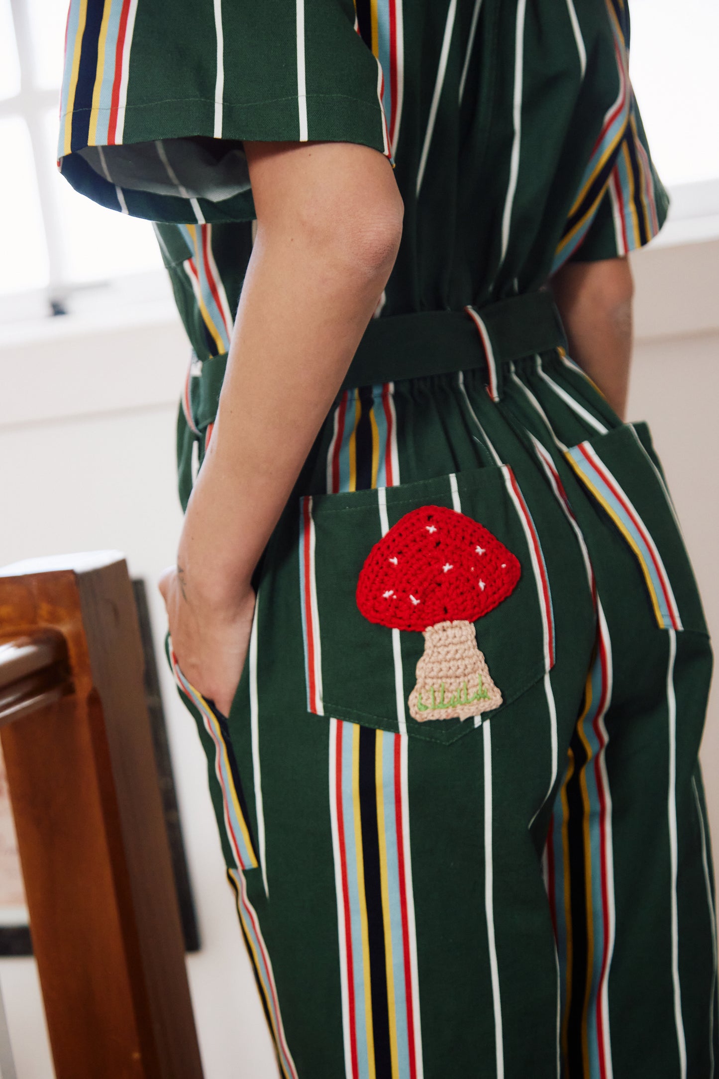 Macacão Conto Listras - verde militar