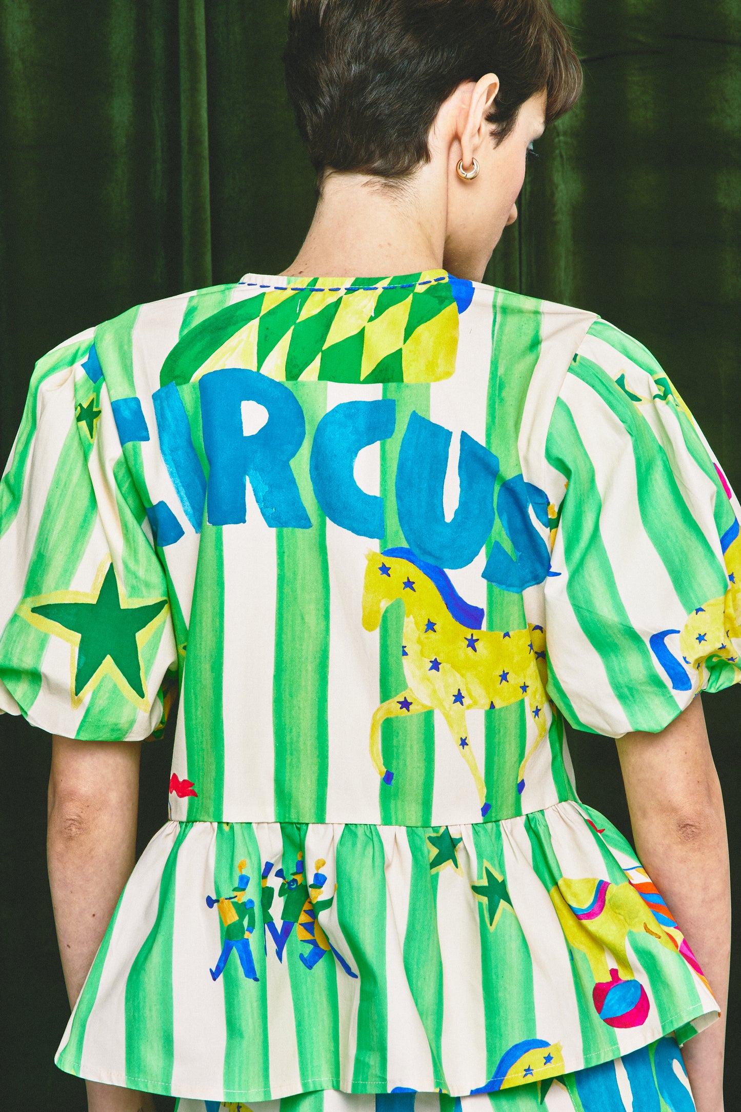 Blusa Isa - circo listra verde