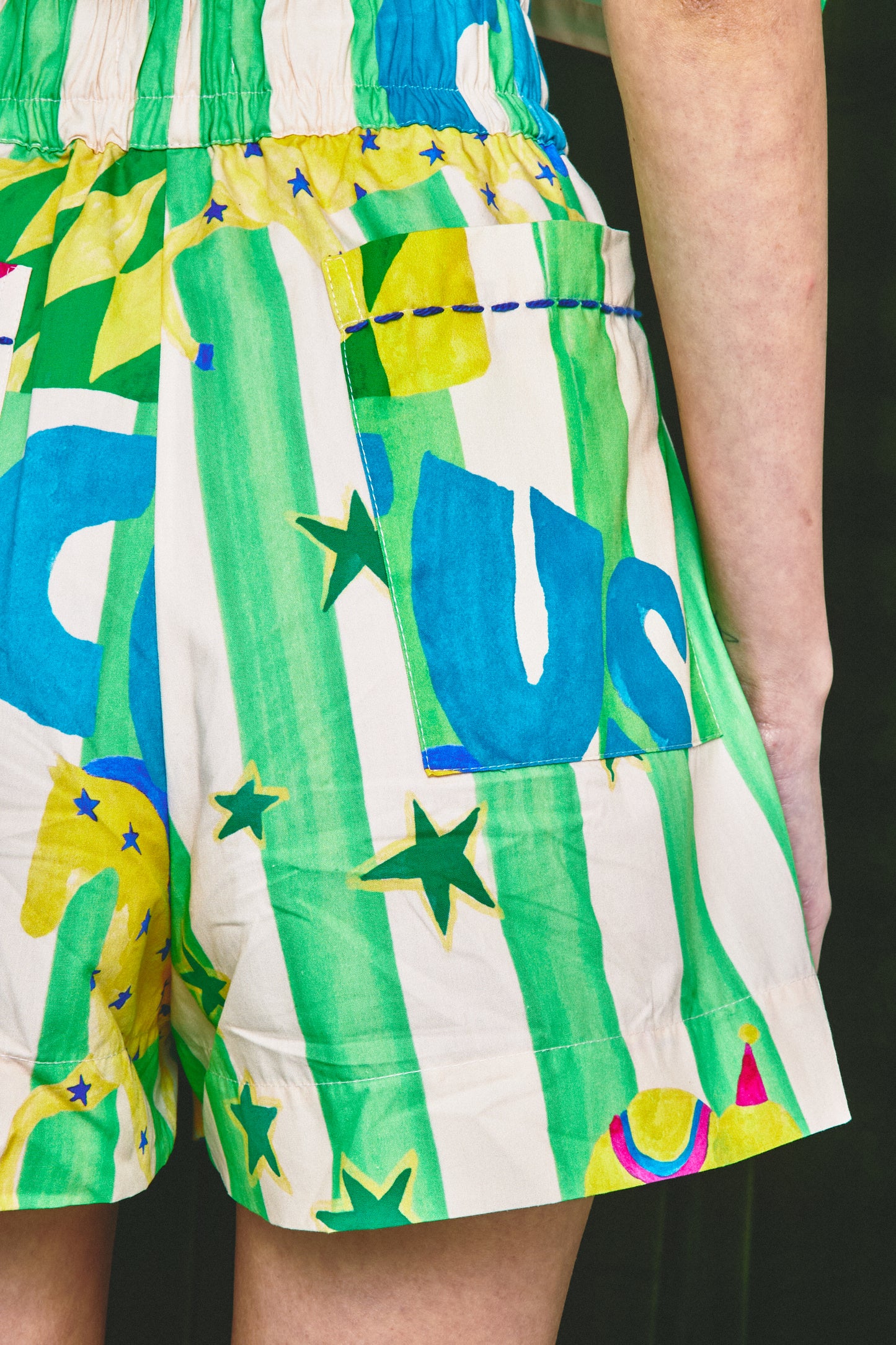 Short Isa - circo listra verde