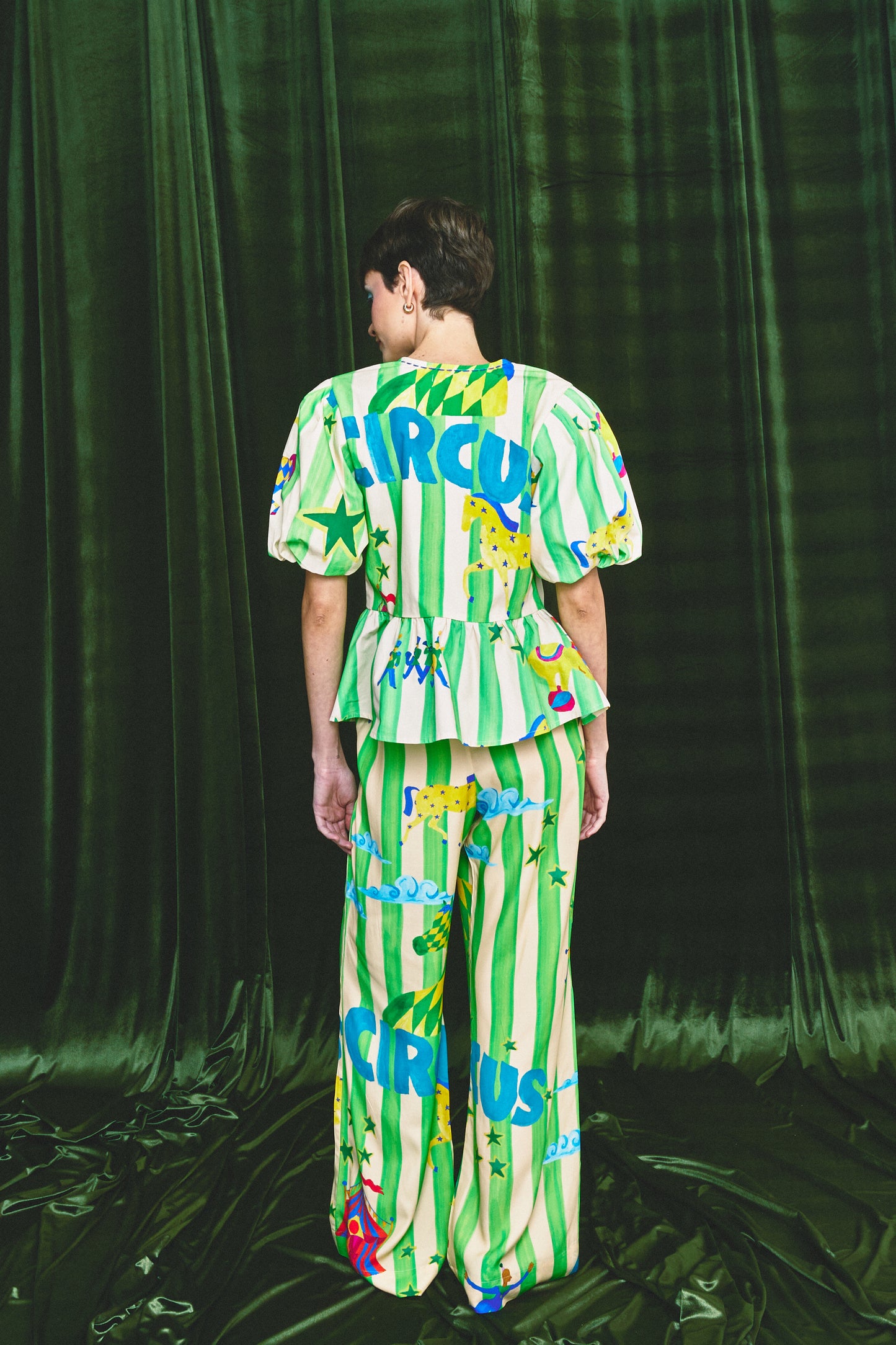 Blusa Isa - circo listra verde