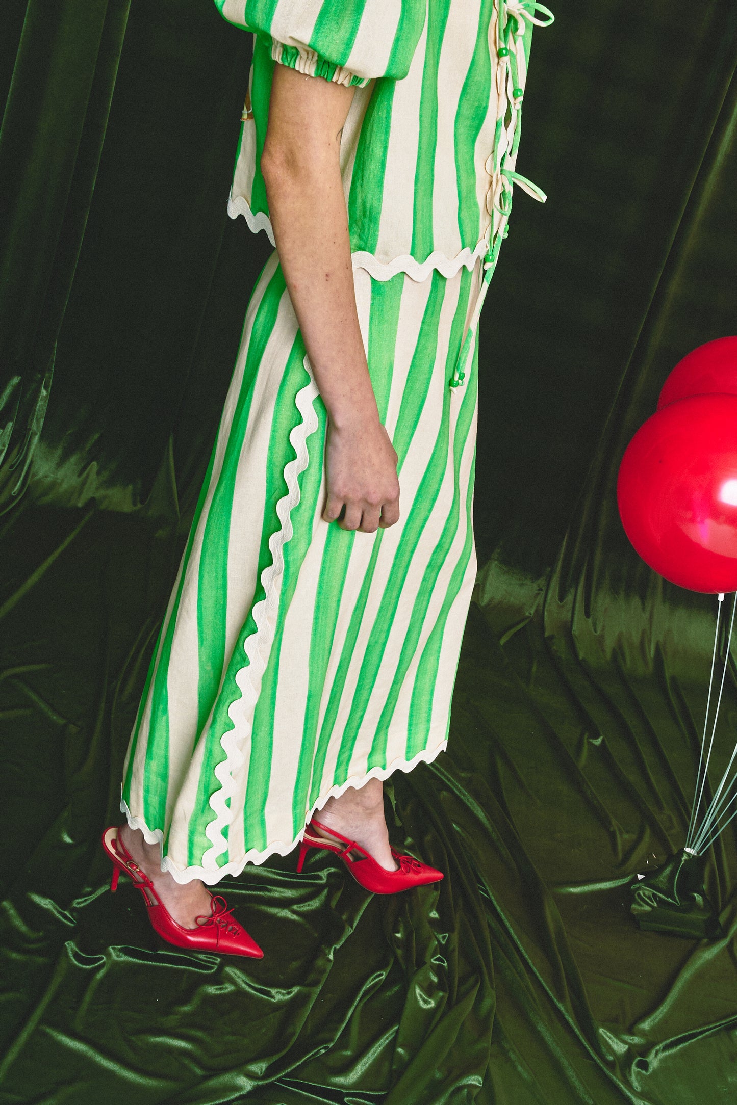 Saia Acrobata Circo - listras verdes