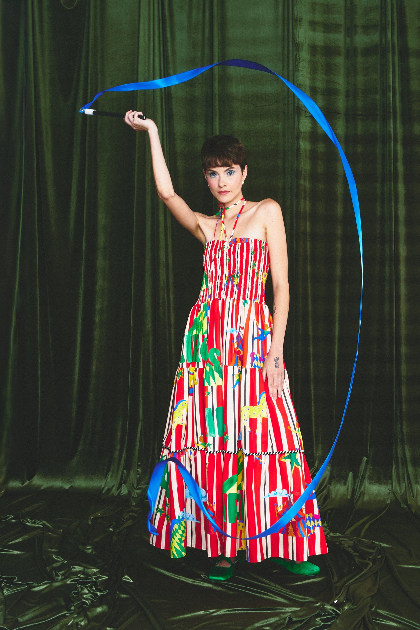 Vestido Nina Circo - listras vermelhas