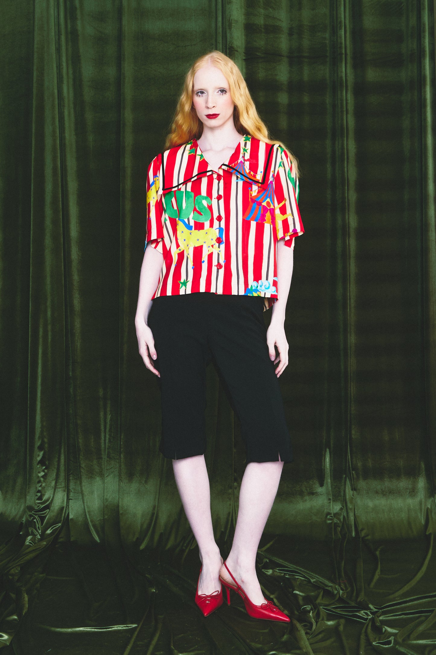 Camisa Sorriso Circo - listras vermelhas