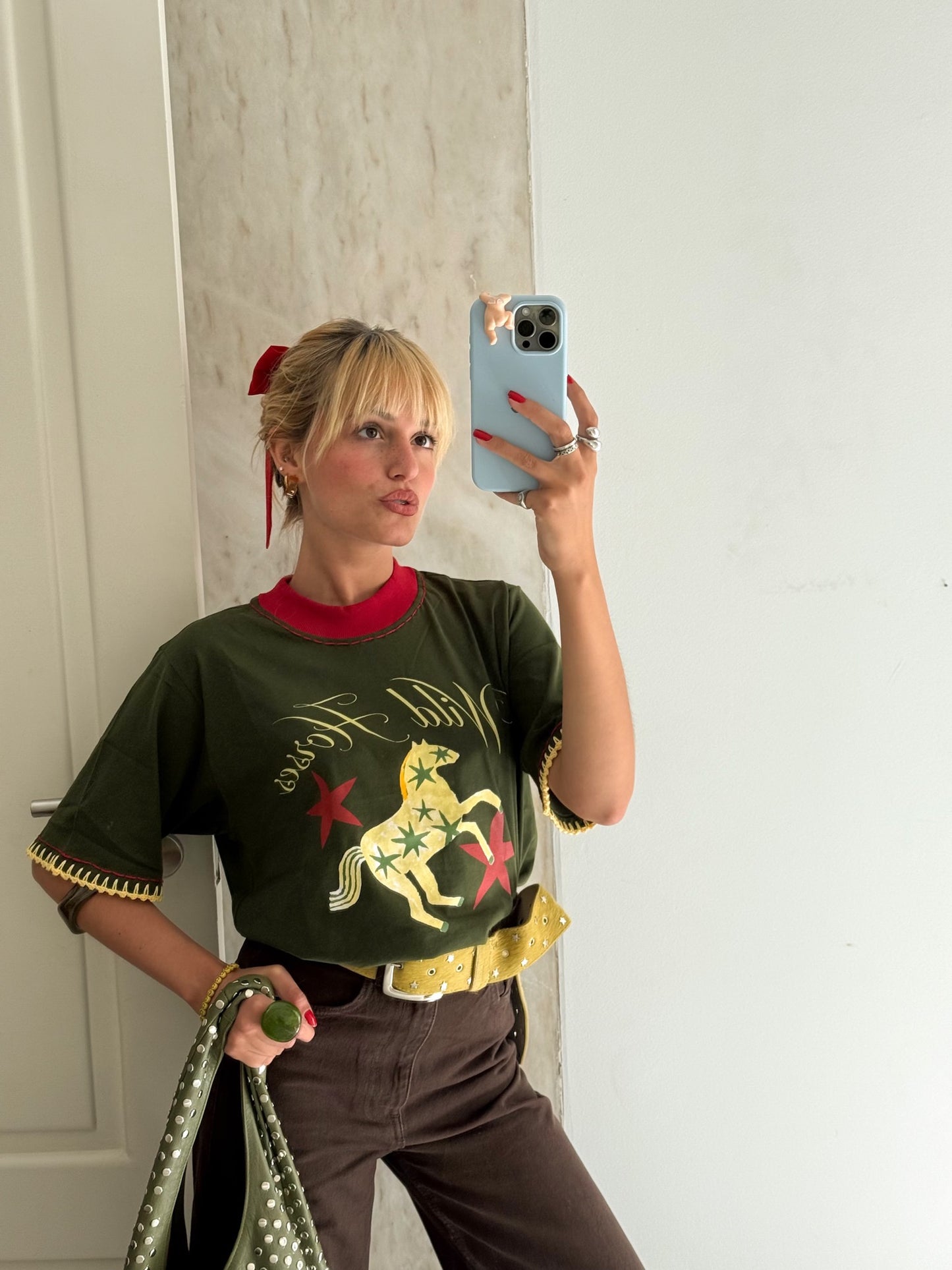 T-Shirt Wild Horses - verde militar