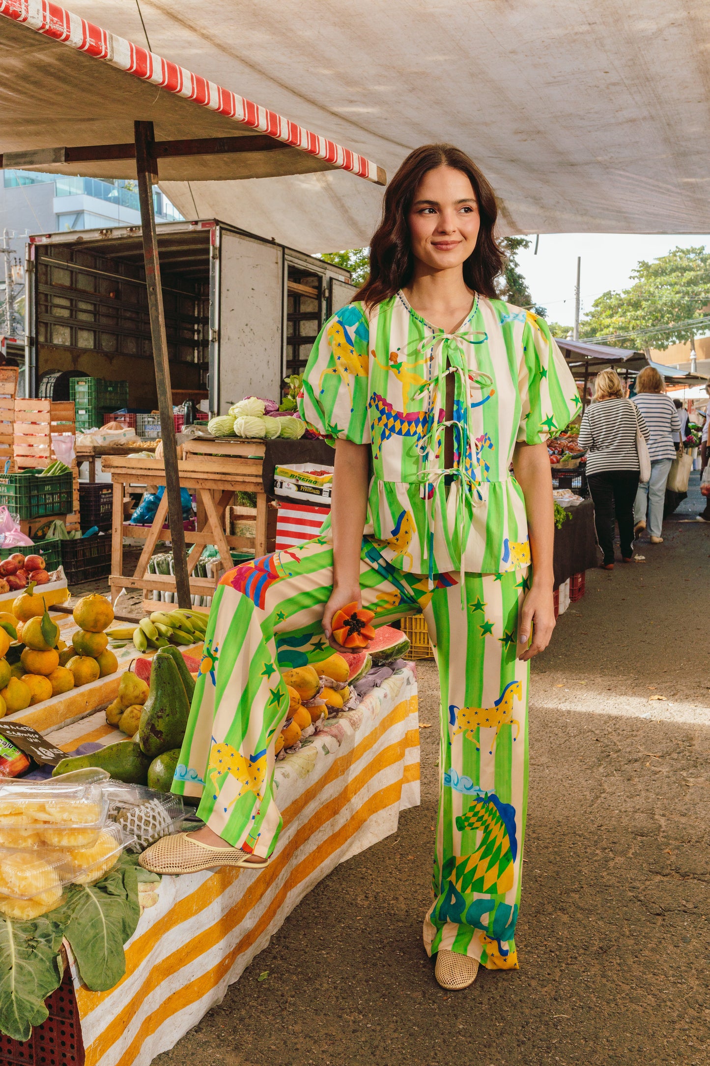 Blusa Isa - circo listra verde