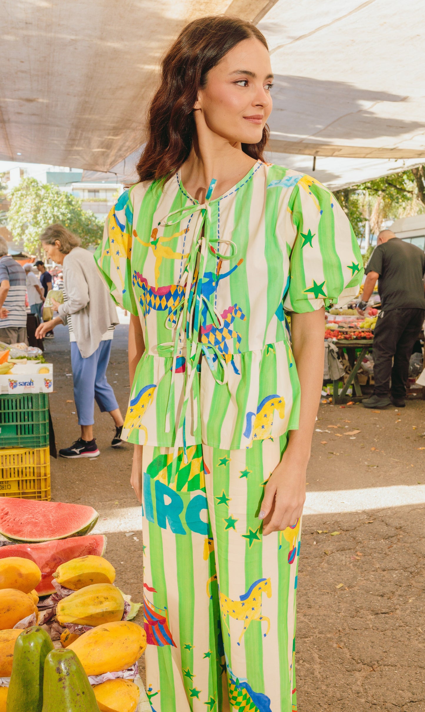Blusa Isa - circo listra verde